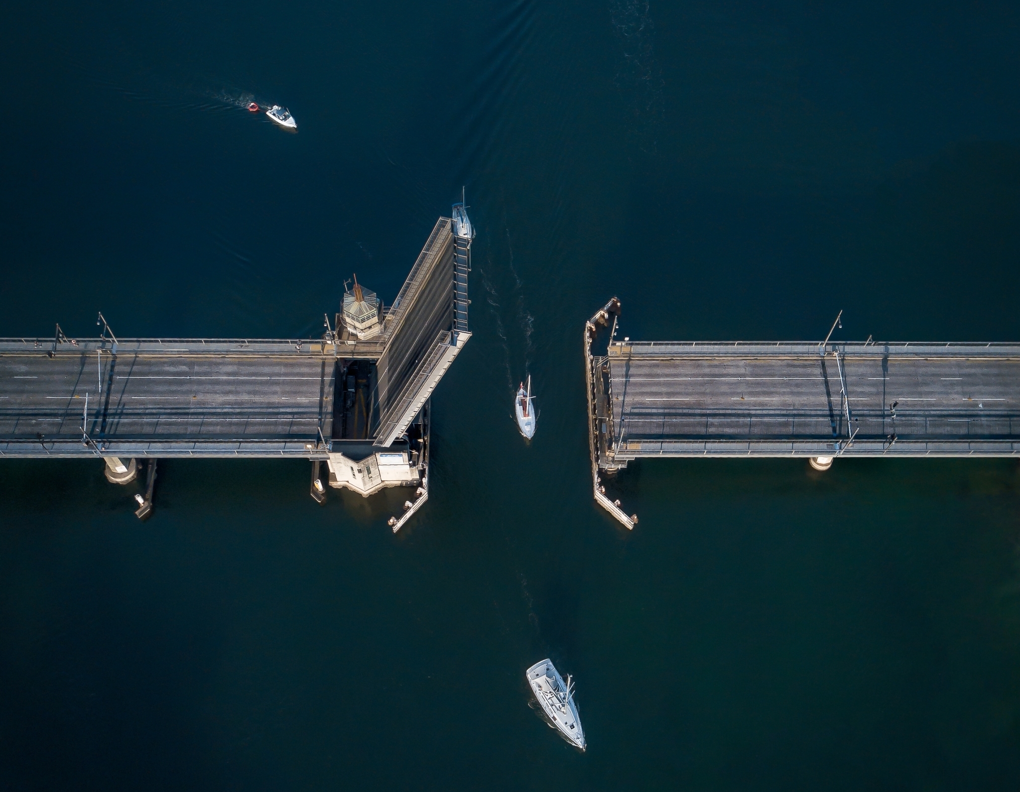 building brige footage opening boat water